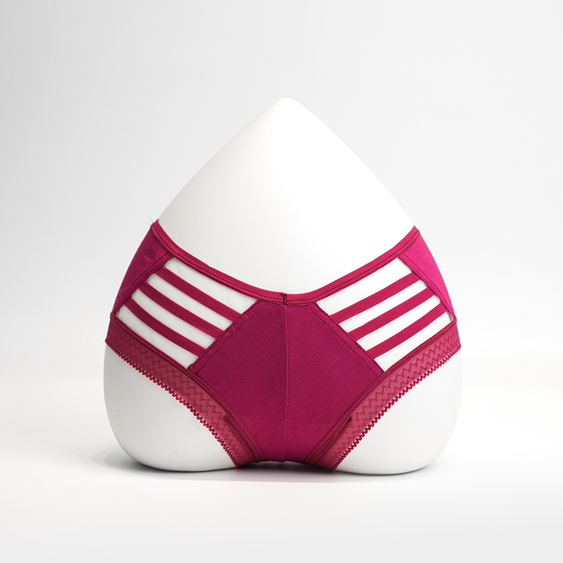 Kvinnan Sexiga Trosor